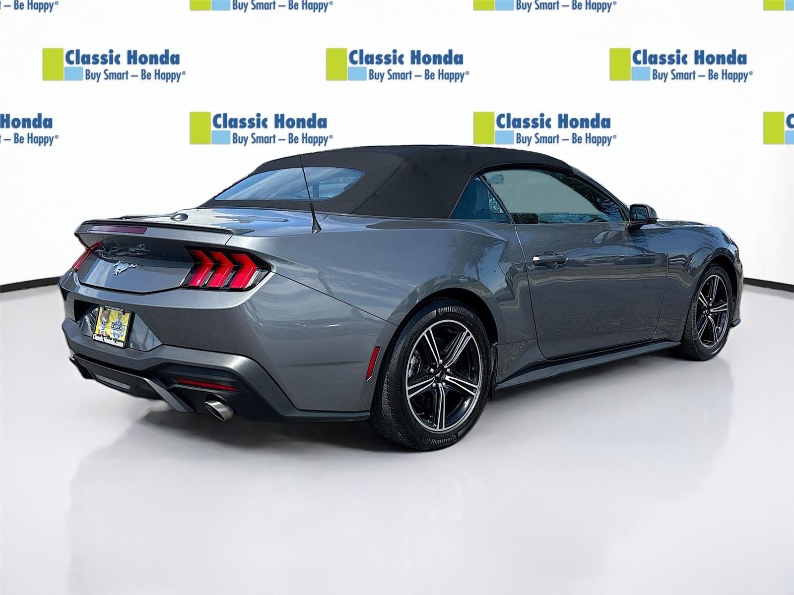 2025 Ford Mustang EcoBoost