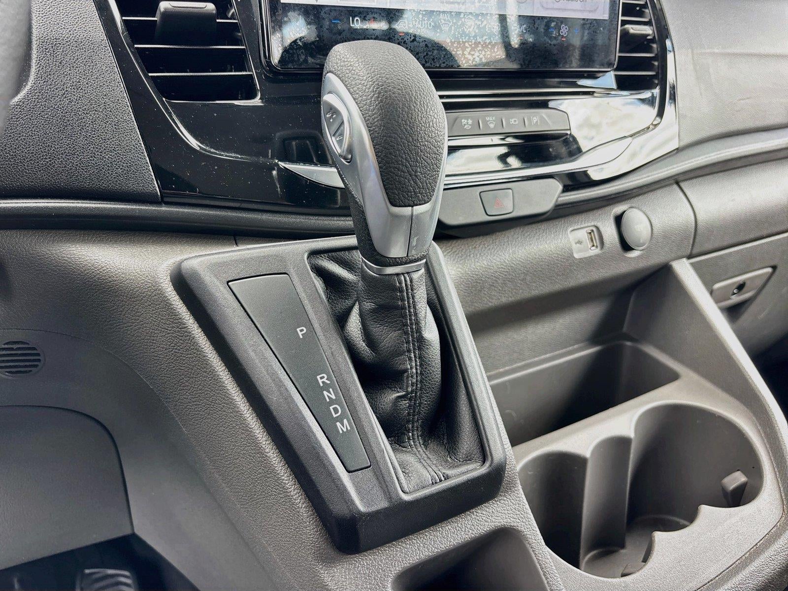 2023 Ford Transit 350 XLT