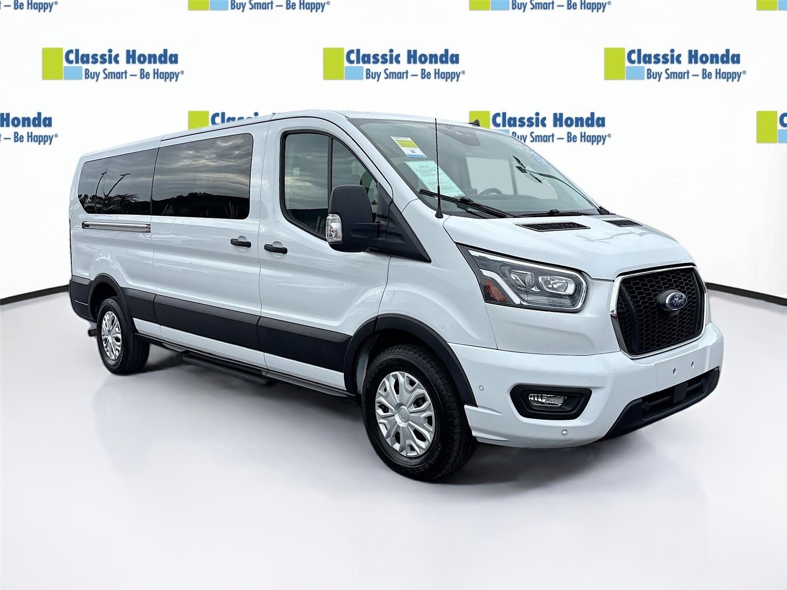 2023 Ford Transit 350 XLT
