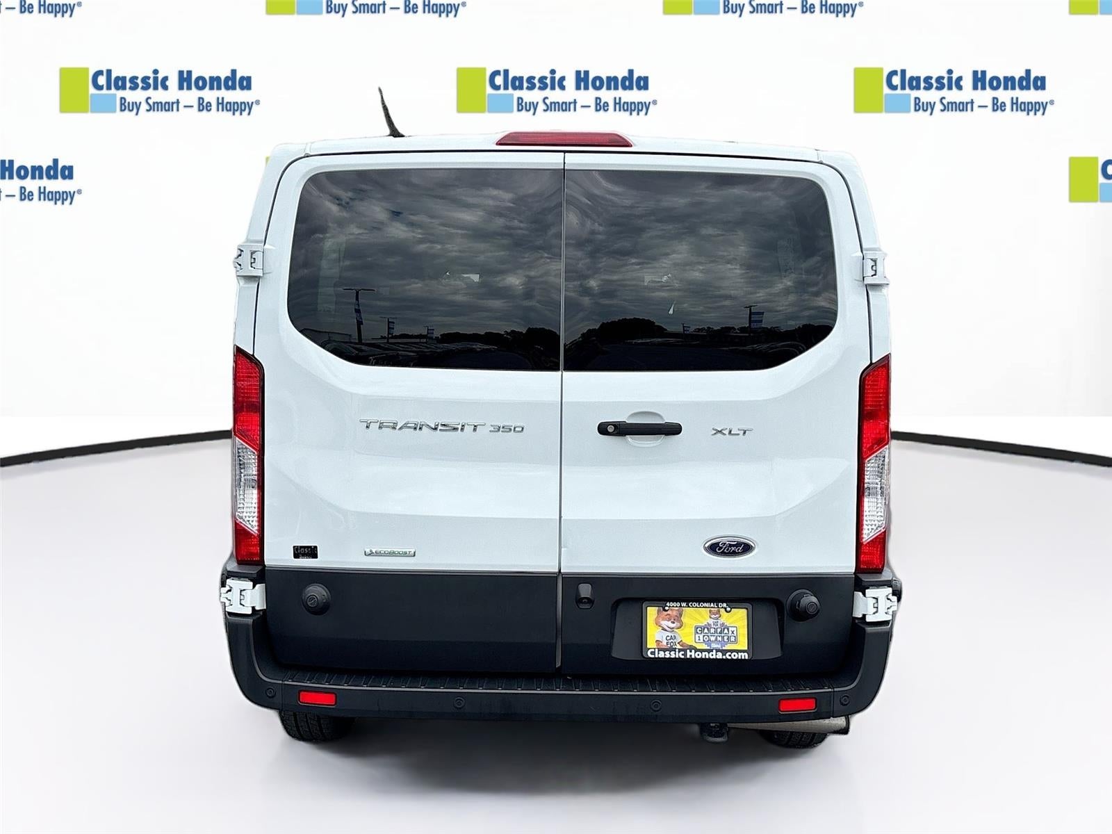 2024 Ford Transit Passenger Wagon XLT