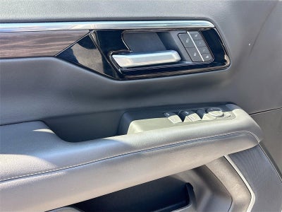 2025 Chevrolet Suburban Z71