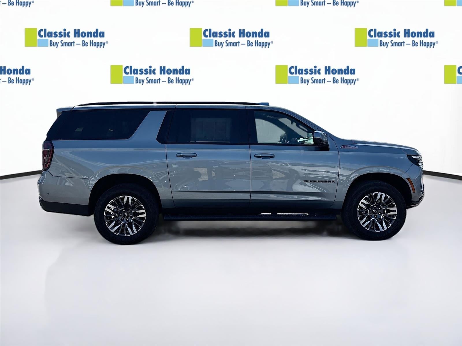 2025 Chevrolet Suburban Z71