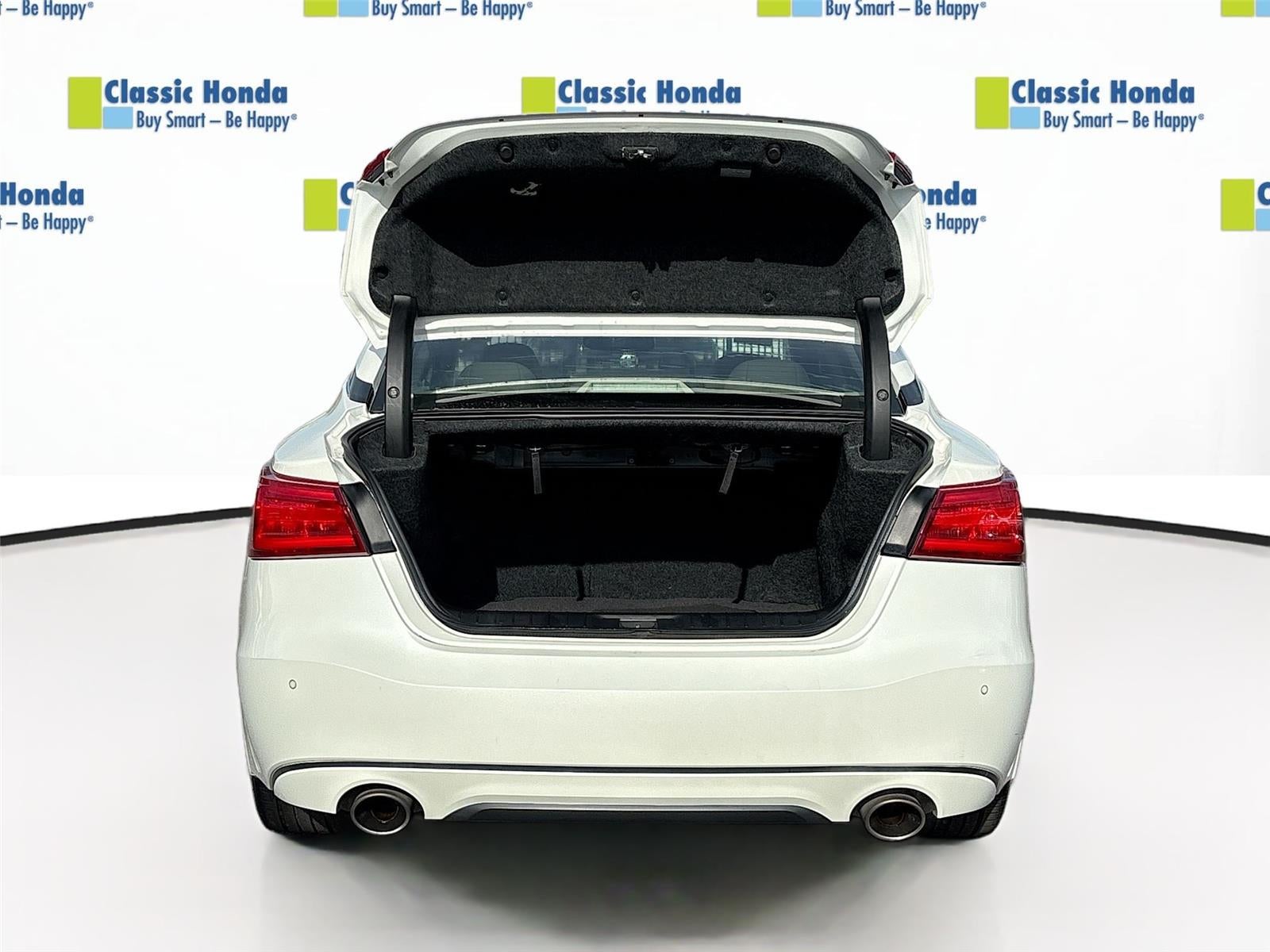 2018 Nissan Maxima SV