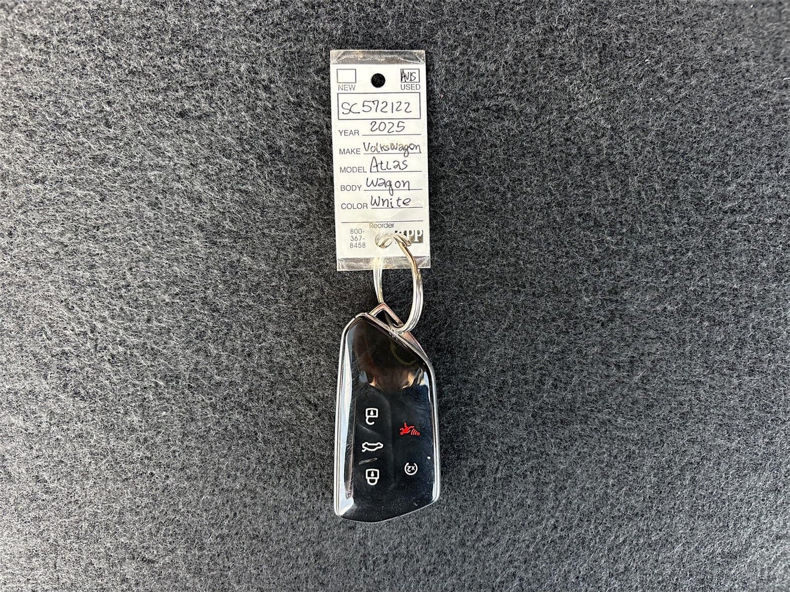 2025 Volkswagen Atlas 2.0T SE w/Technology