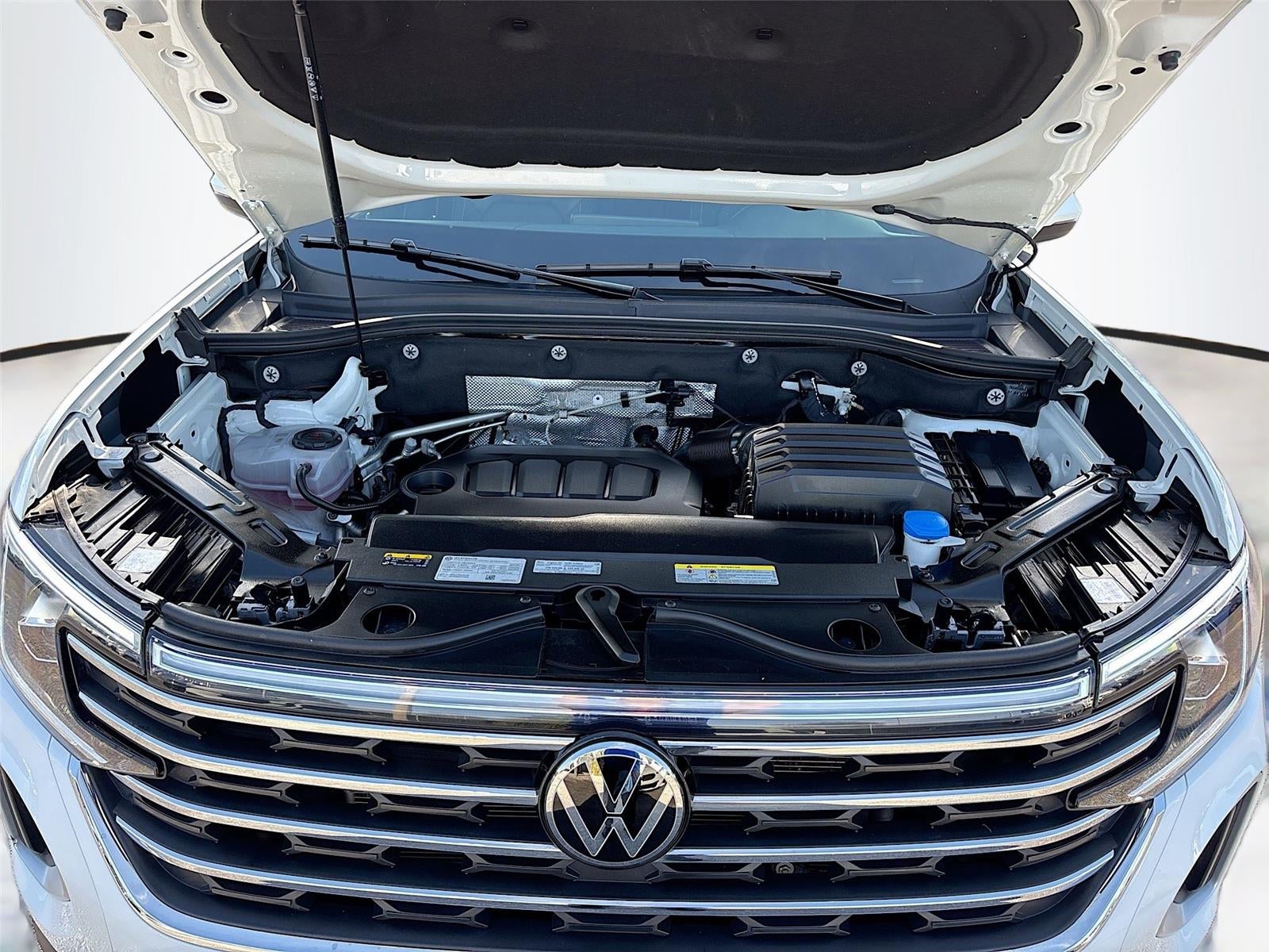 2025 Volkswagen Atlas 2.0T SE w/Technology