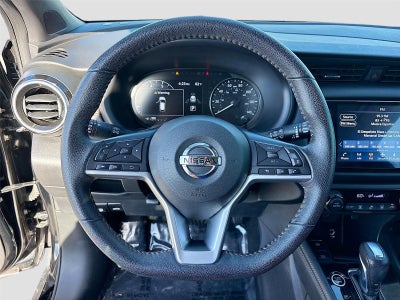2021 Nissan Kicks SR