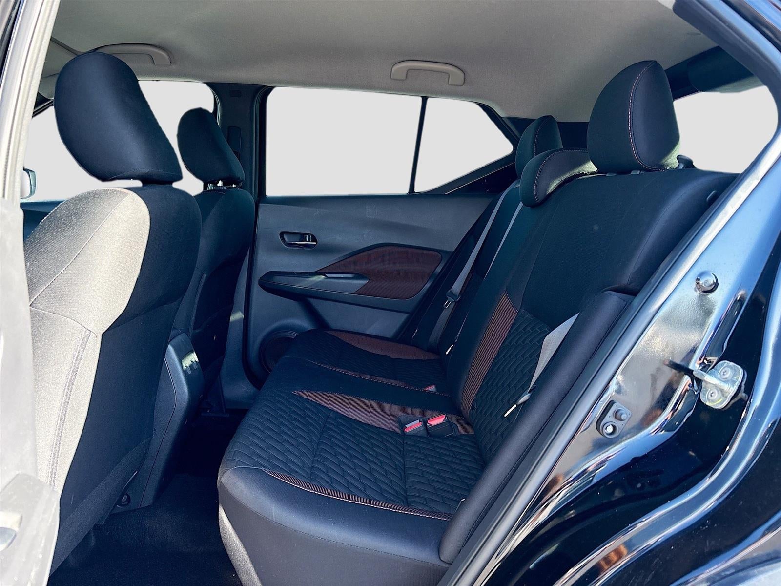 2021 Nissan Kicks SR