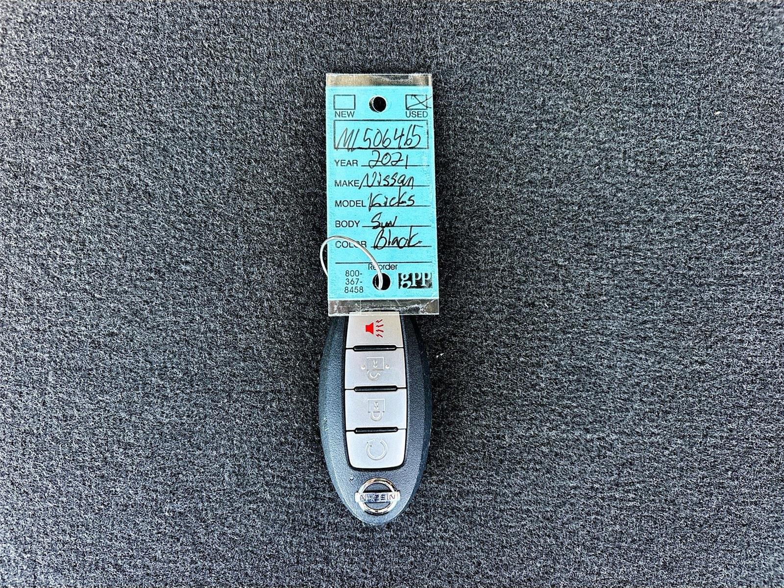 2021 Nissan Kicks SR