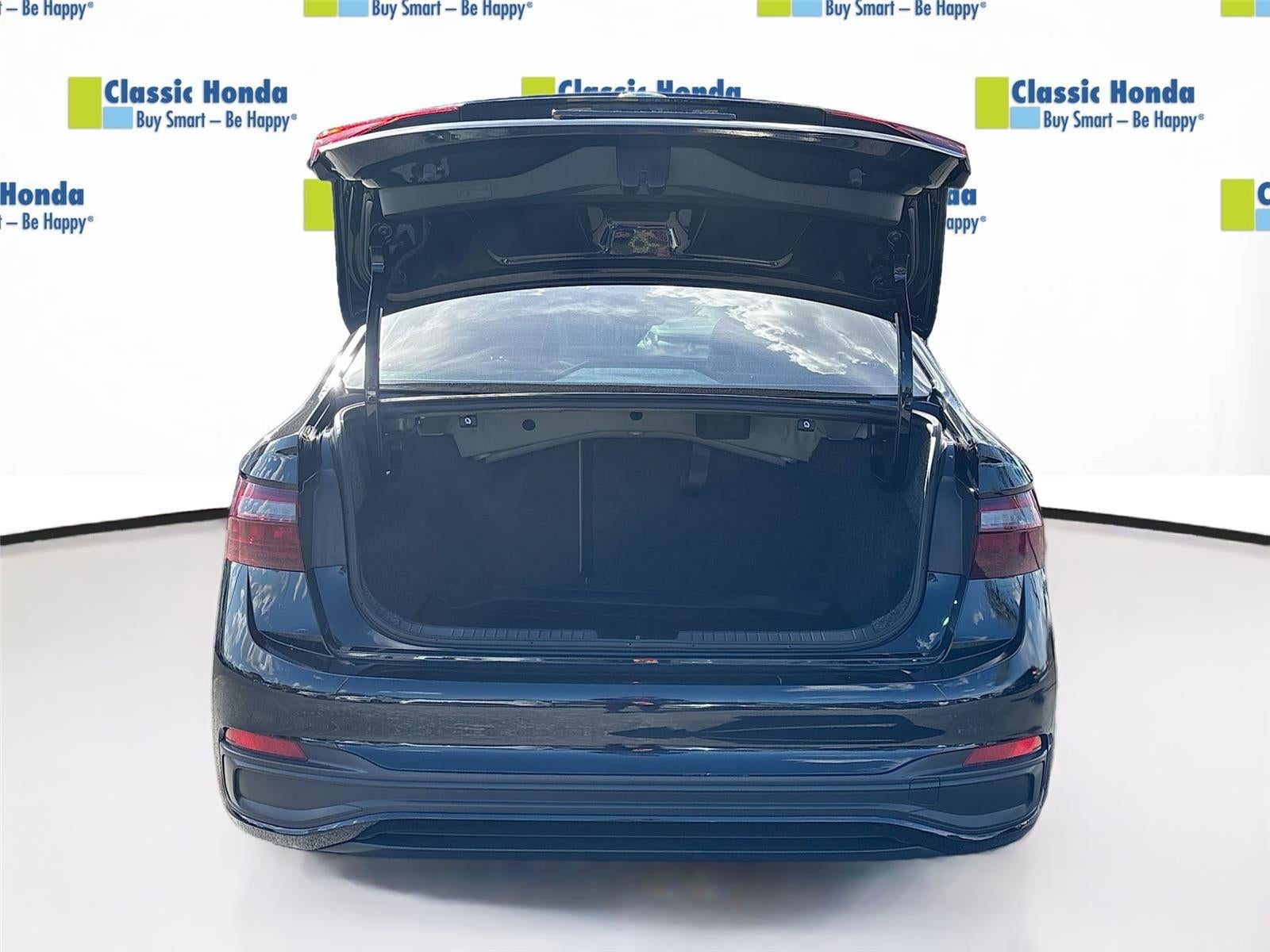 2023 Volkswagen Jetta SE