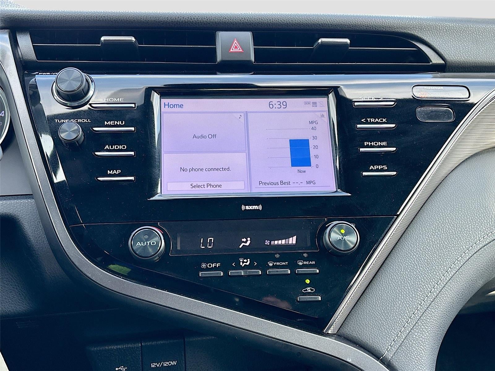 2020 Toyota Camry SE