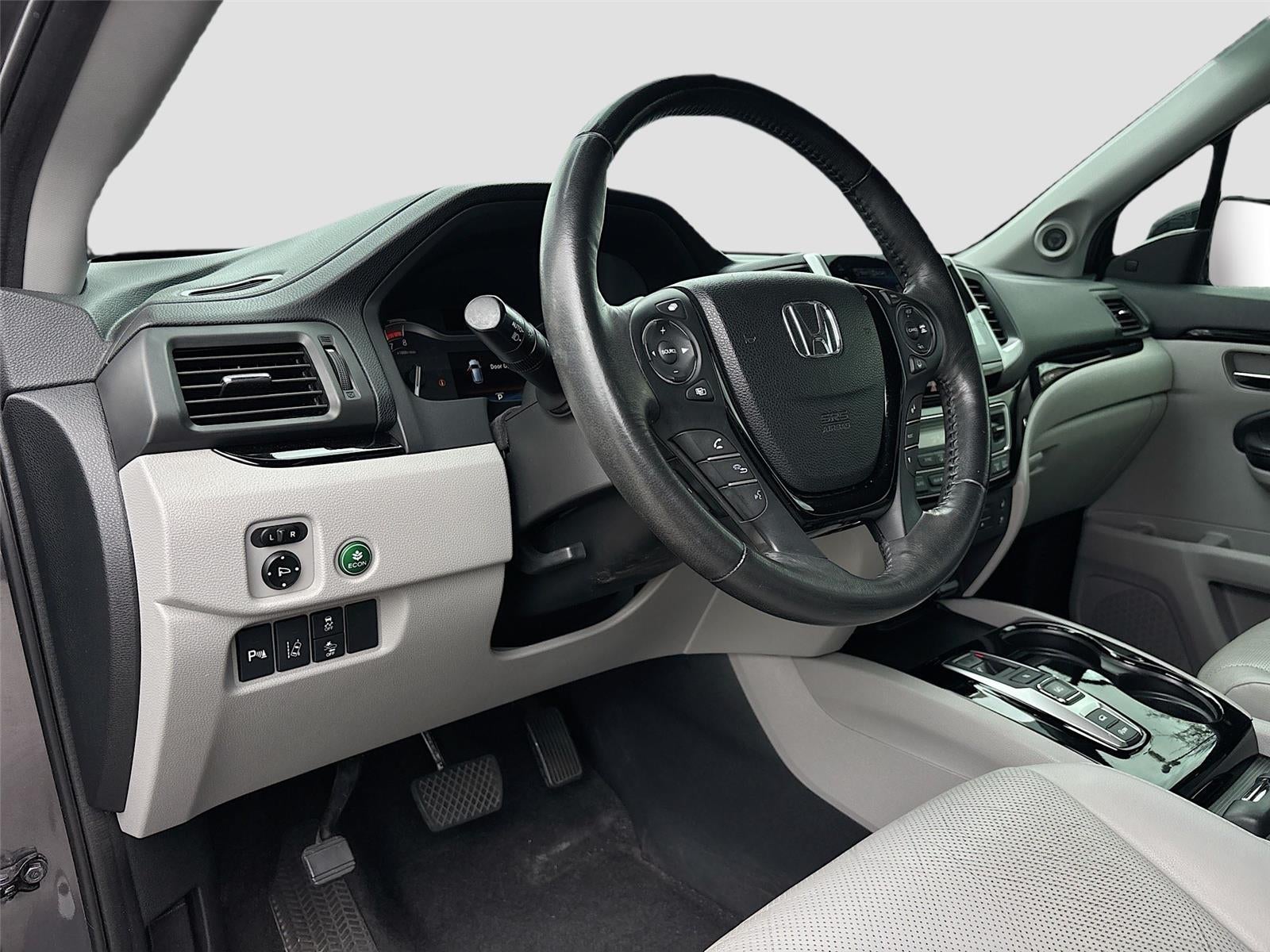 2017 Honda PILOT Elite