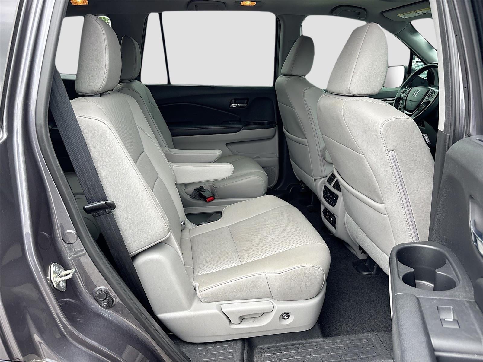 2017 Honda PILOT Elite