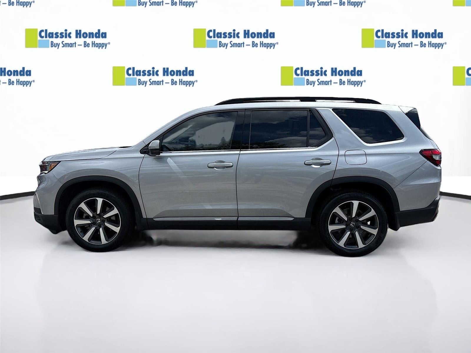 2023 Honda Pilot Touring