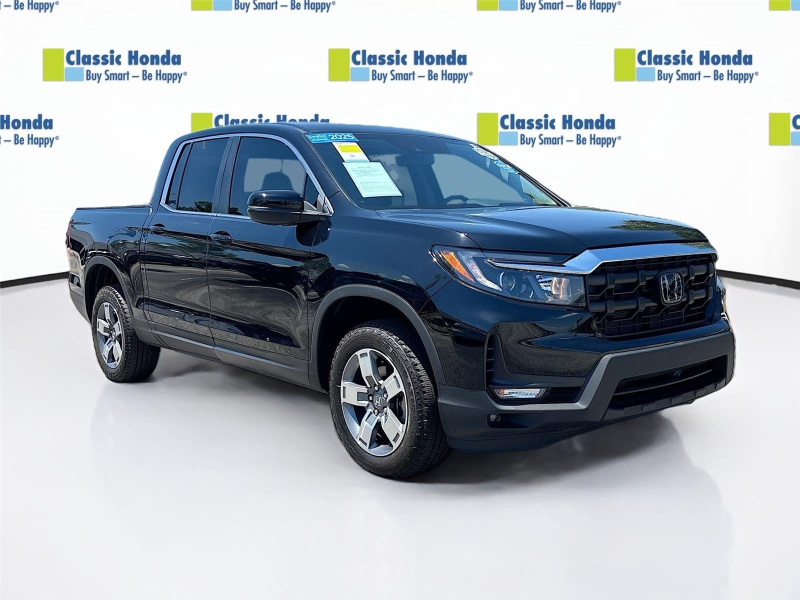 2025 Honda Ridgeline RTL AWD's photo