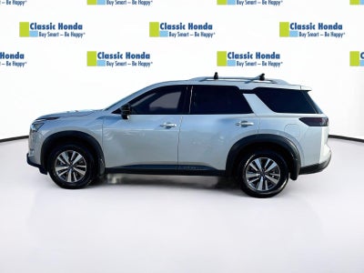 2022 Nissan Pathfinder SL