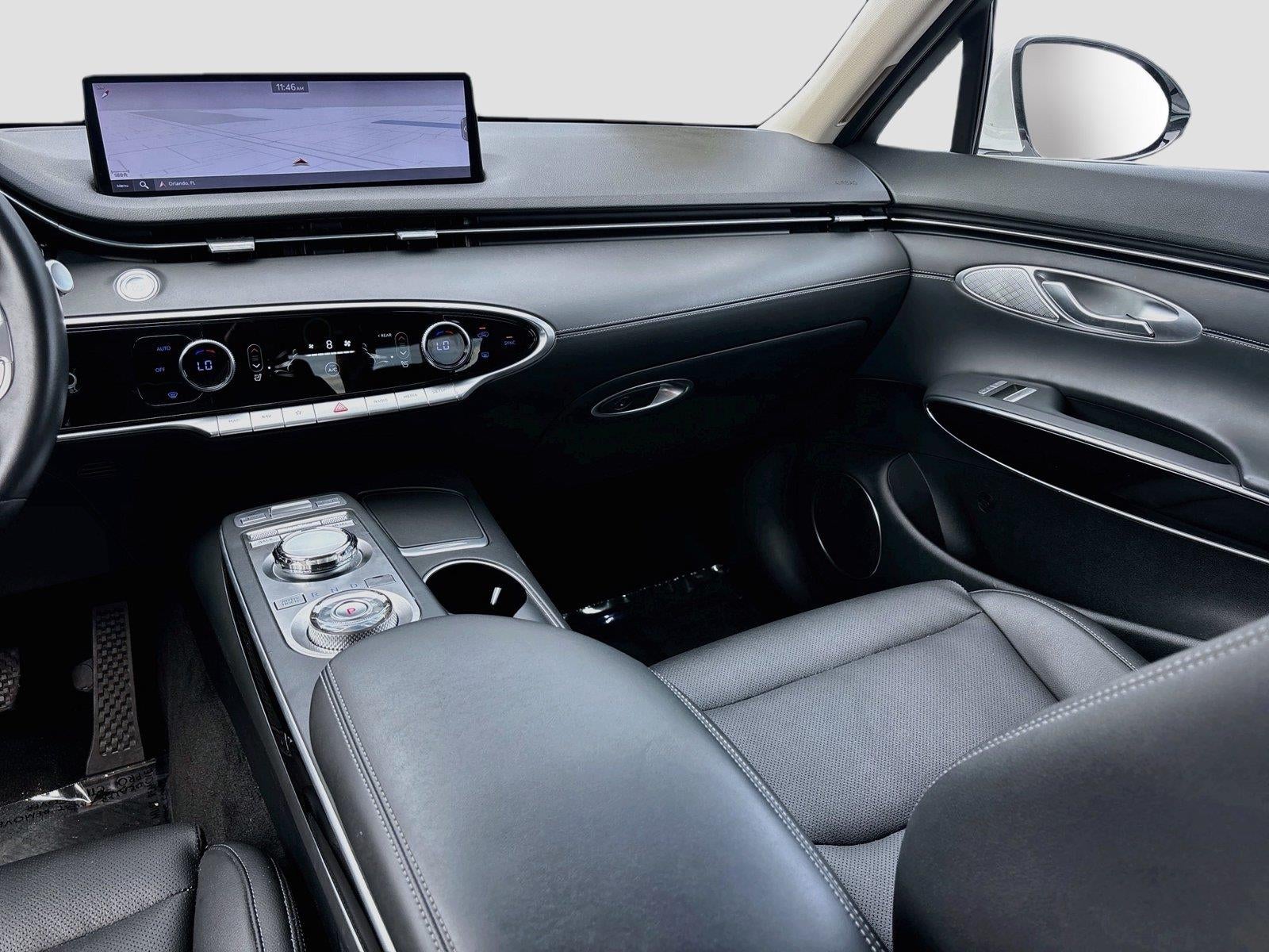 2025 Genesis GV70 2.5T