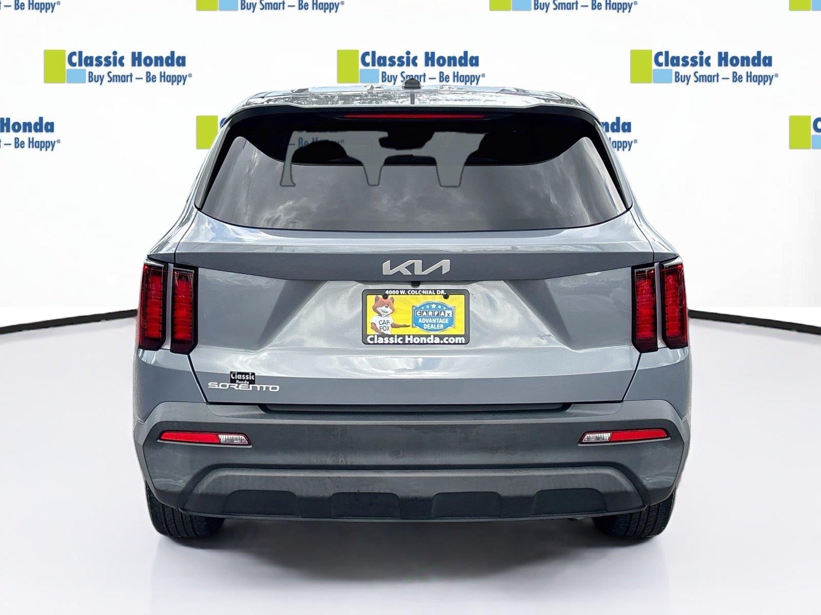 2023 Kia Sorento LX