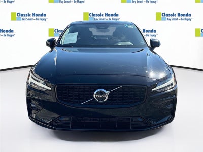 2024 Volvo S60 Plus Dark Theme