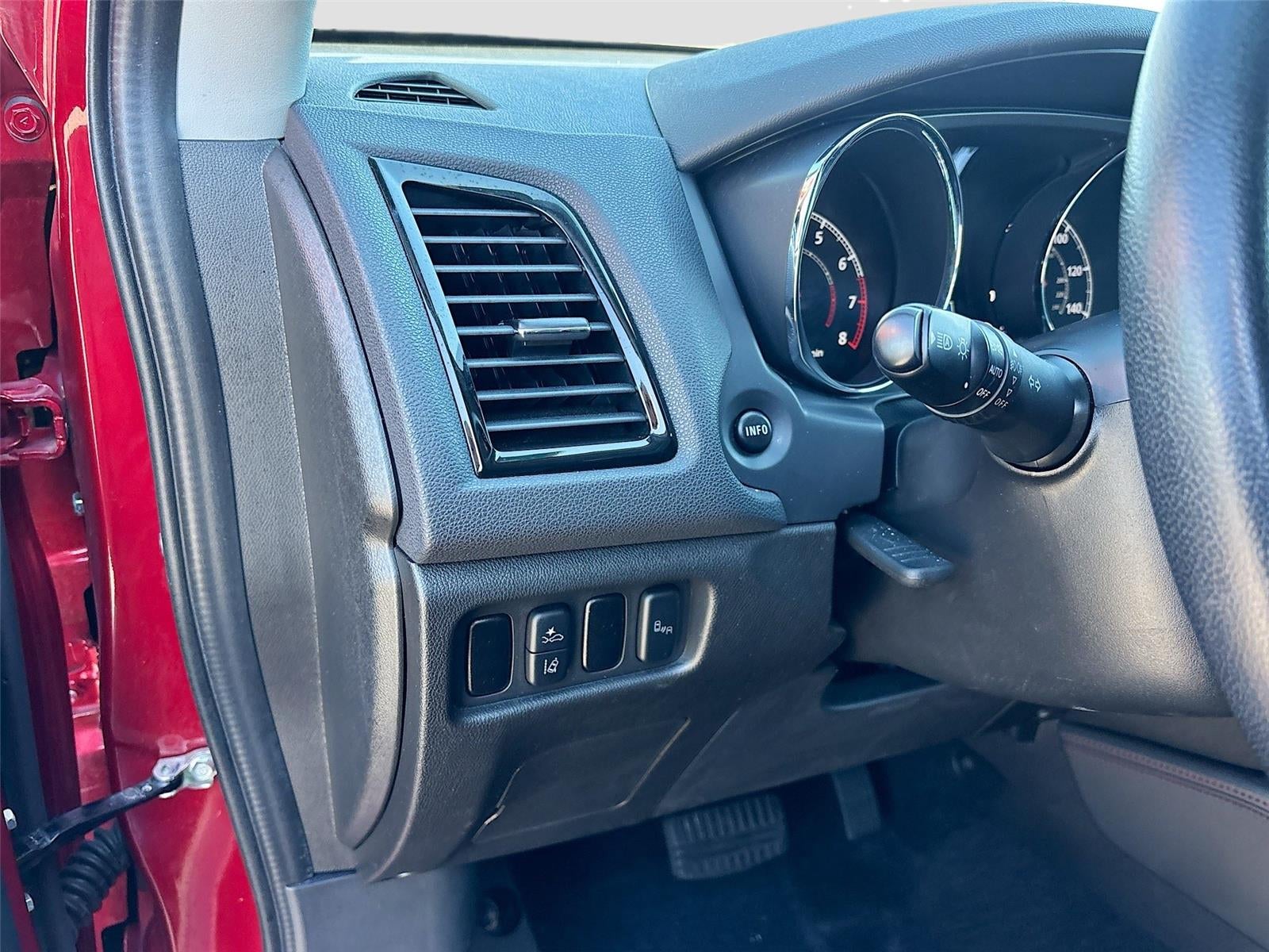 2024 Mitsubishi Outlander Sport SE