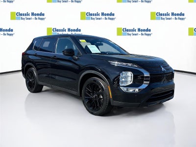 2023 Mitsubishi Outlander SE Black Edition