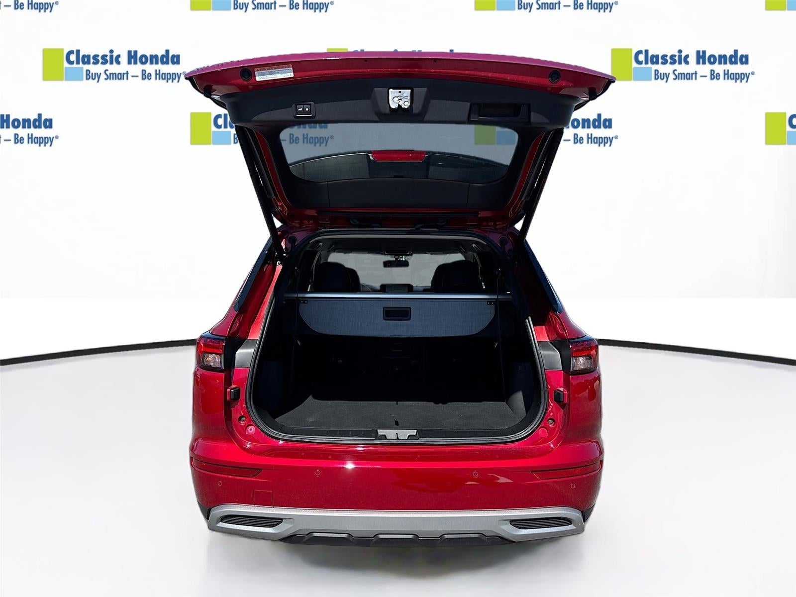 2024 Mitsubishi Outlander SE