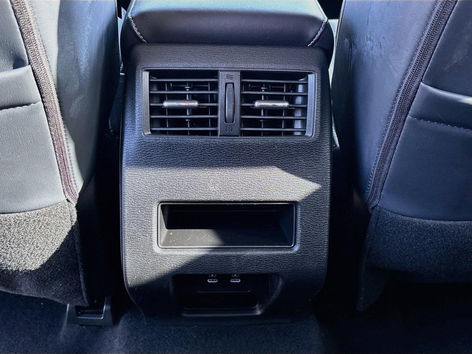 2025 Mitsubishi Outlander SE - Photo 30