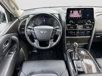 2024 INFINITI QX80 LUXE