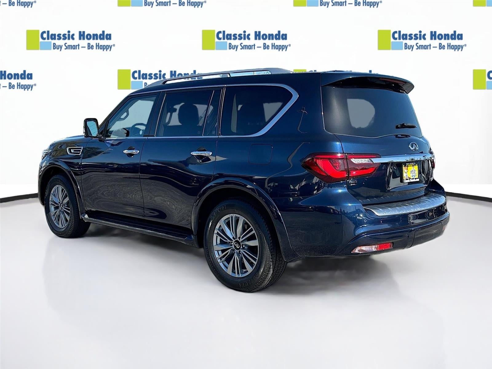 2024 INFINITI QX80 LUXE