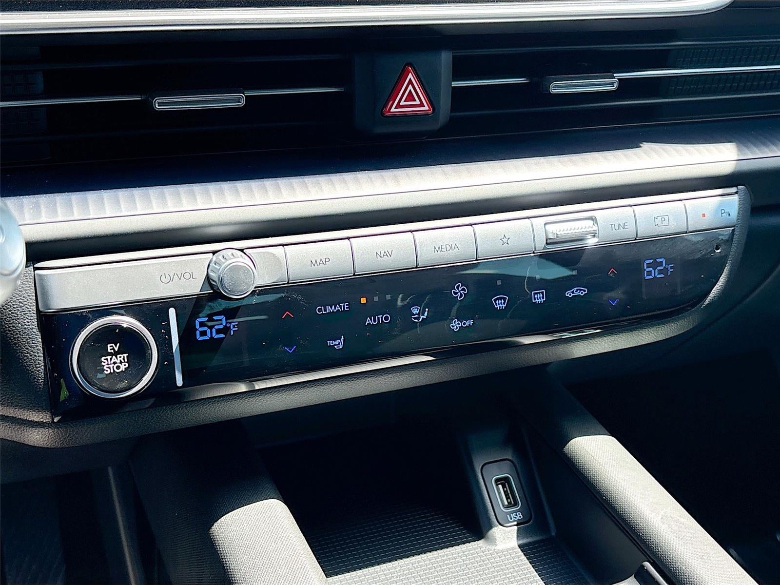 2024 Hyundai IONIQ 6 SE