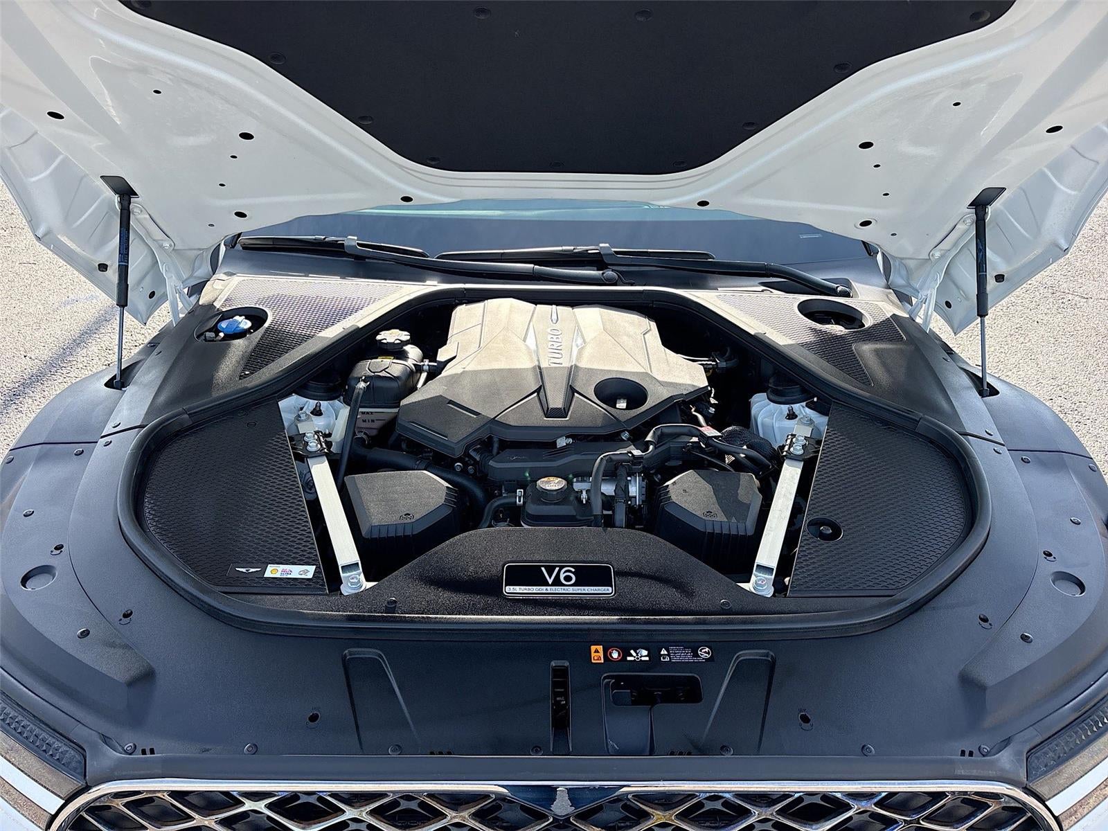 2025 Genesis G90 e-SC