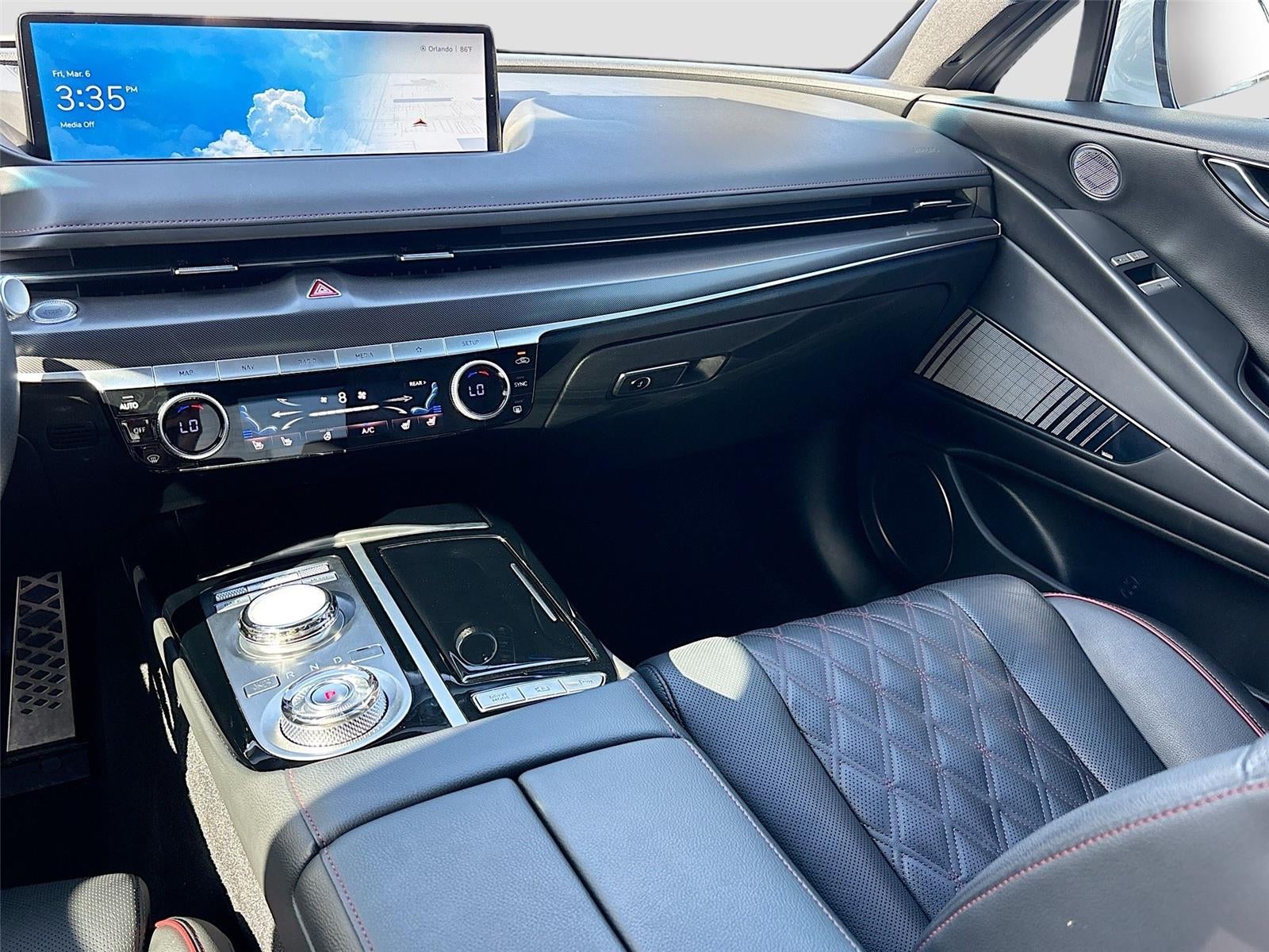 2023 Genesis G80 2.5T