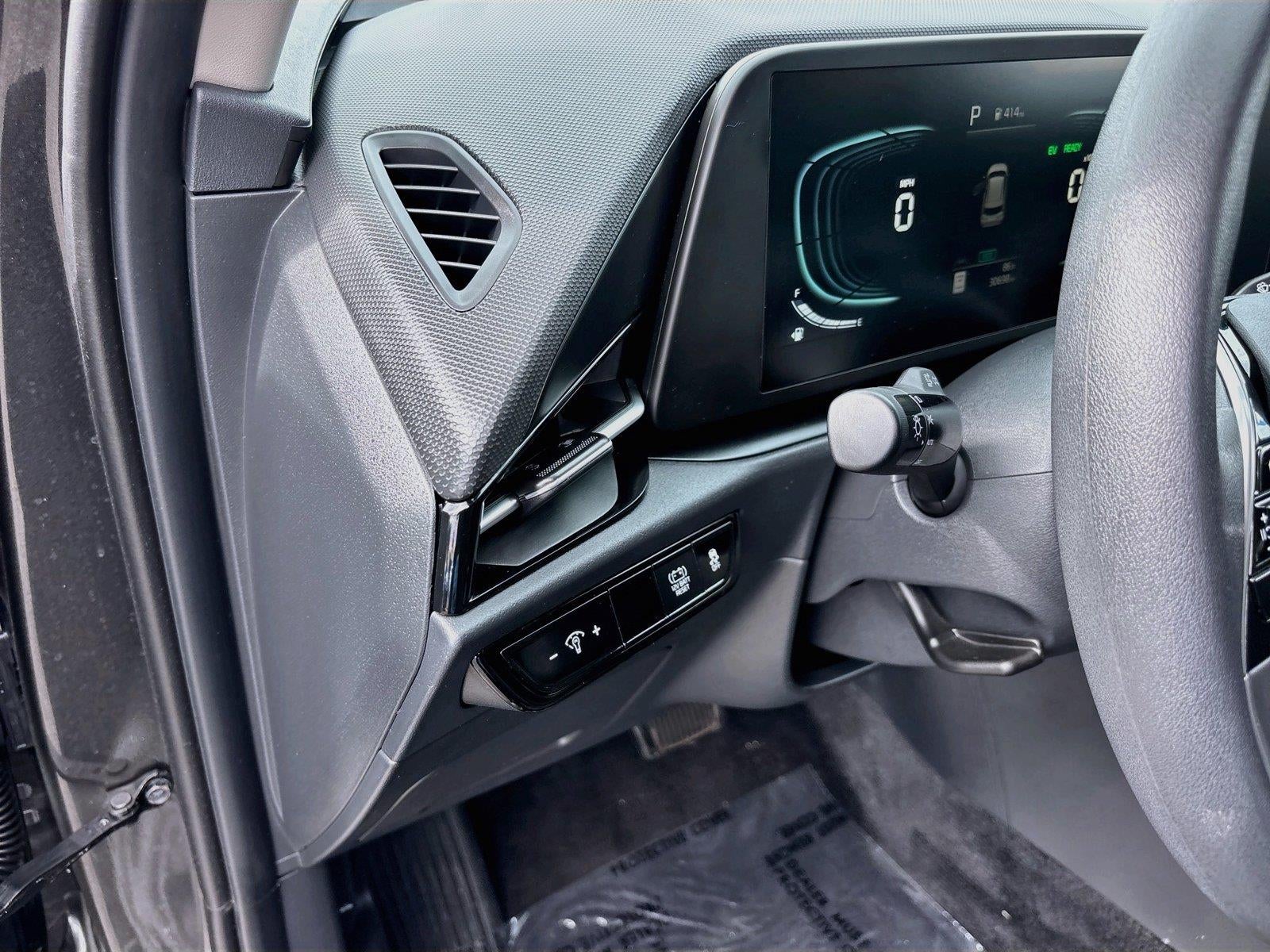 2025 Kia Niro LX
