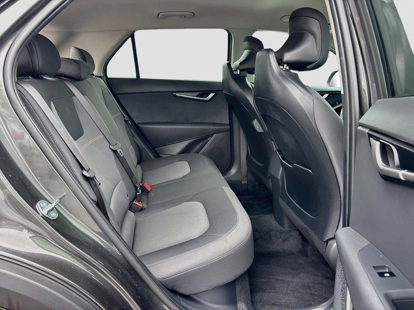 2025 Kia Niro LX
