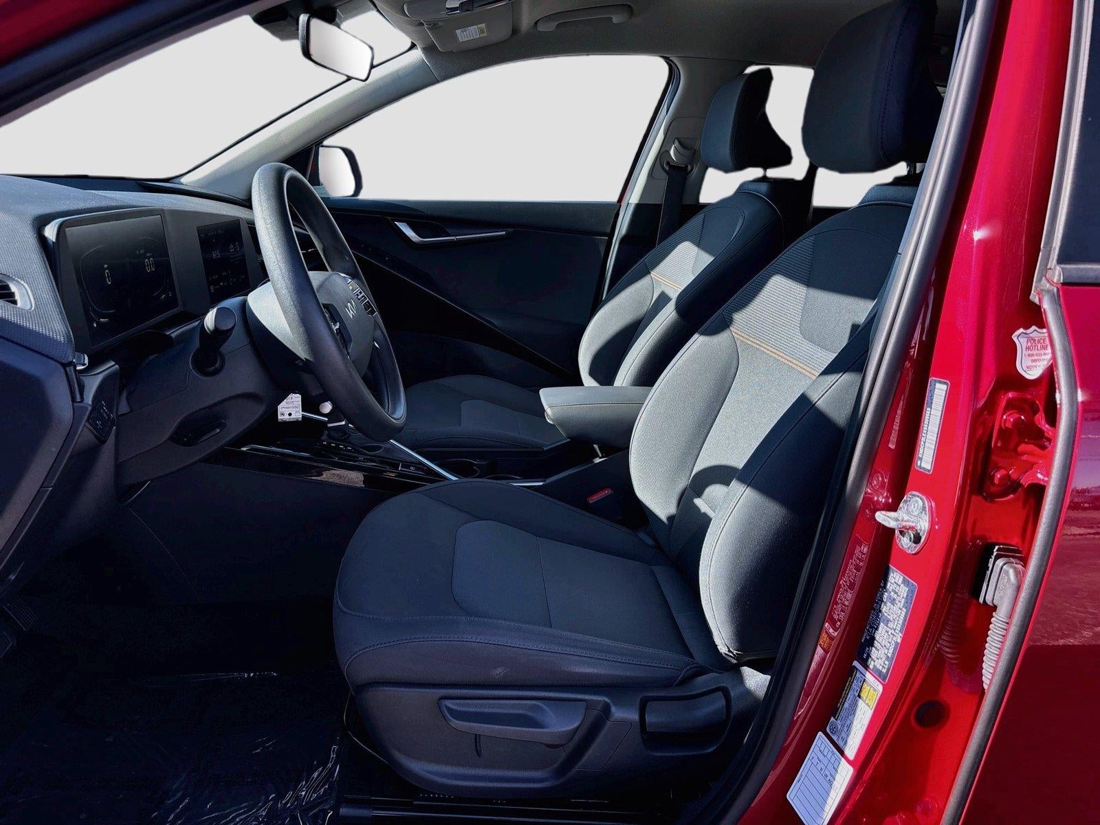 2025 Kia Niro LX