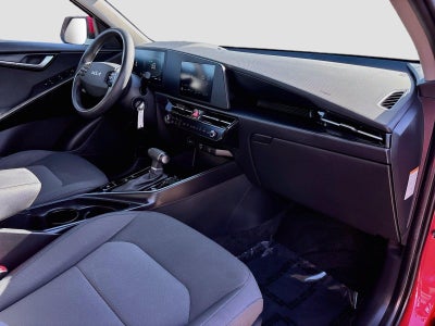 2025 Kia Niro LX