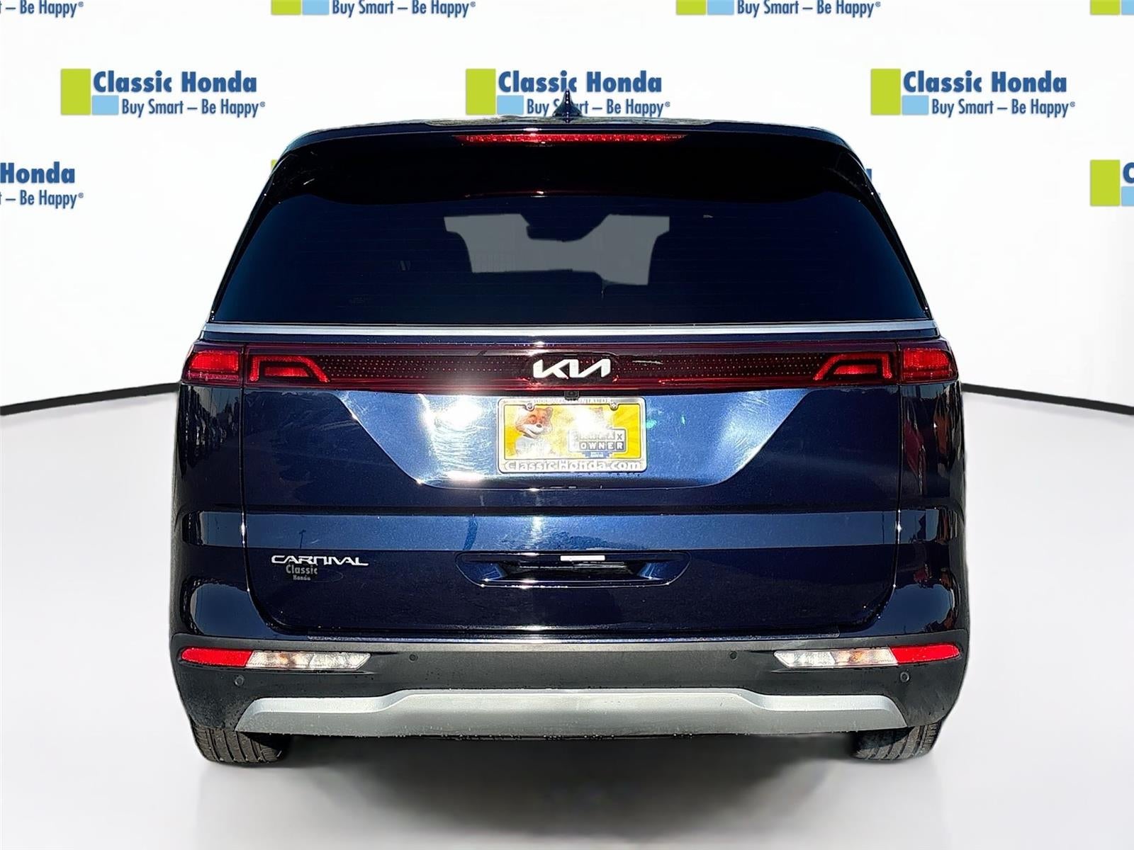 2024 Kia Carnival LX