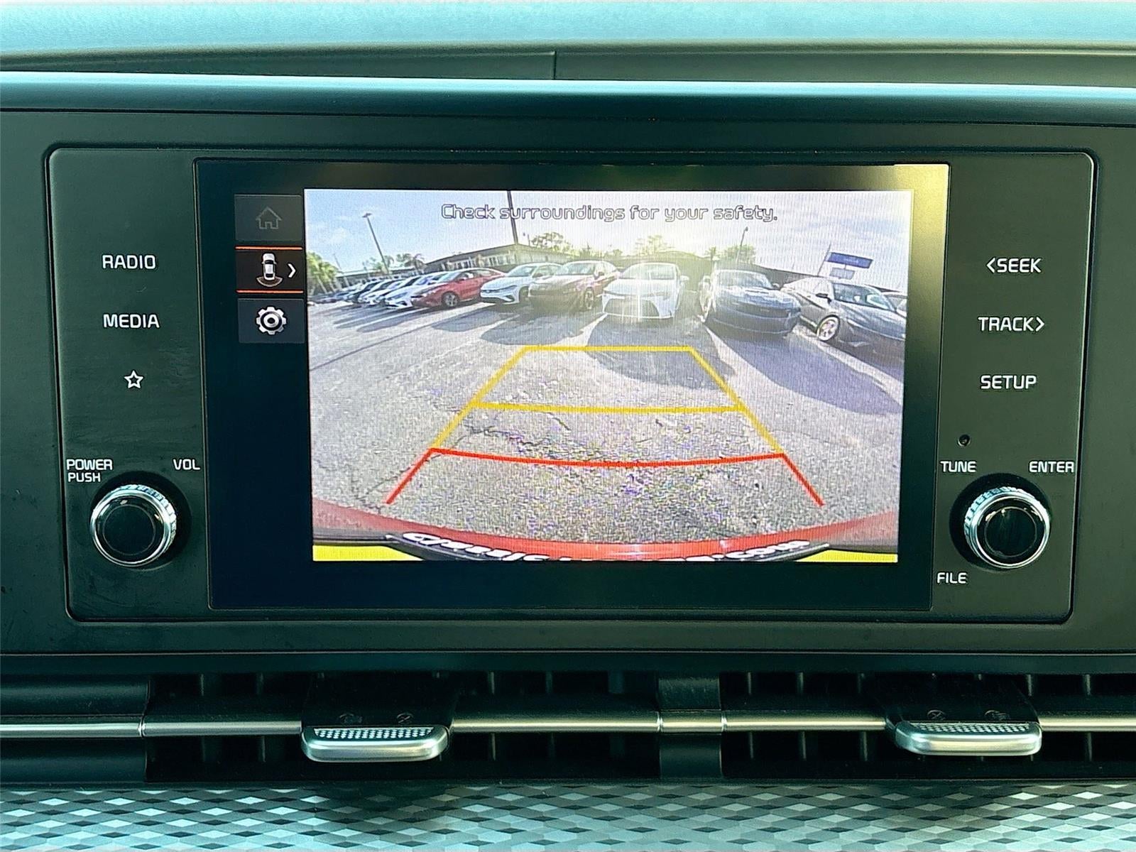 2024 Kia Carnival LX