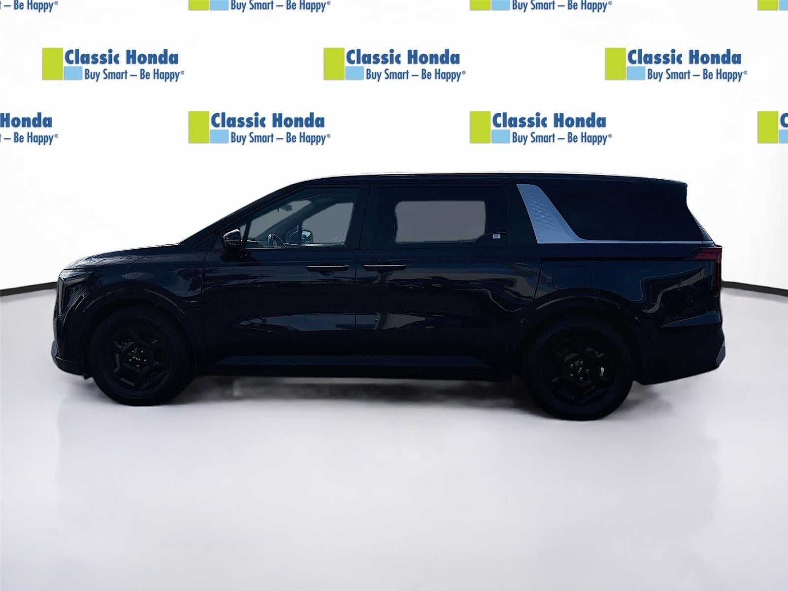 2025 Kia Carnival LXS