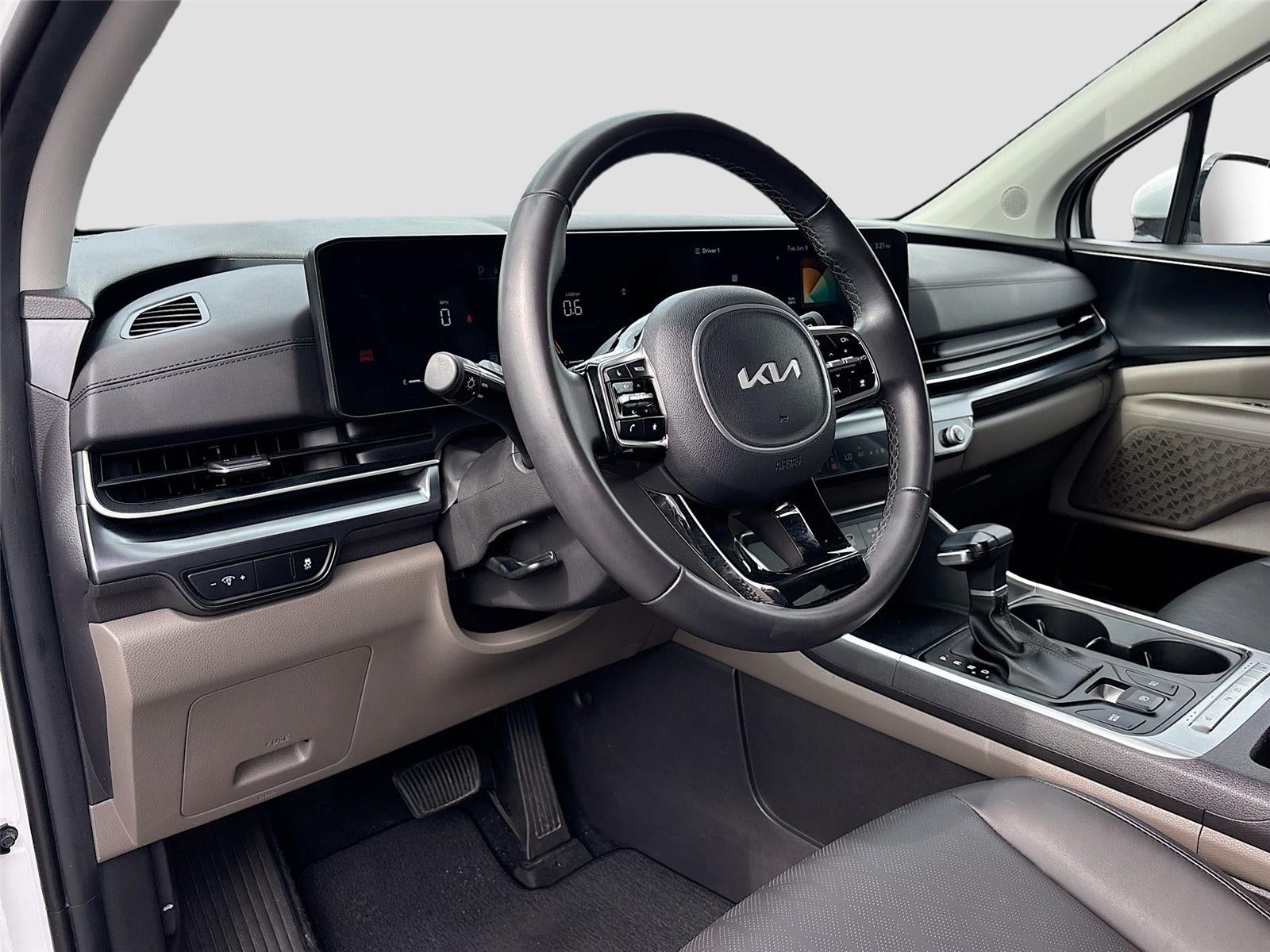 2025 Kia Carnival LXS