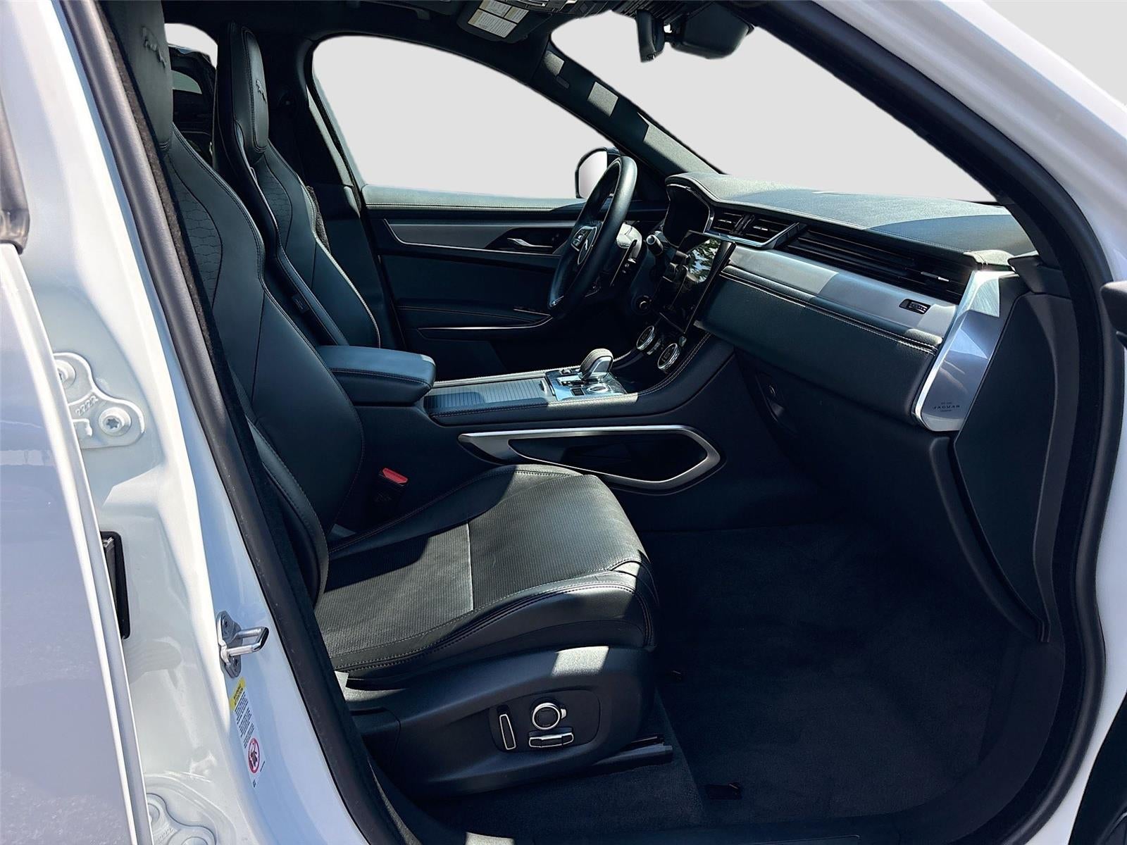 2024 Jaguar F-PACE R-Dynamic S