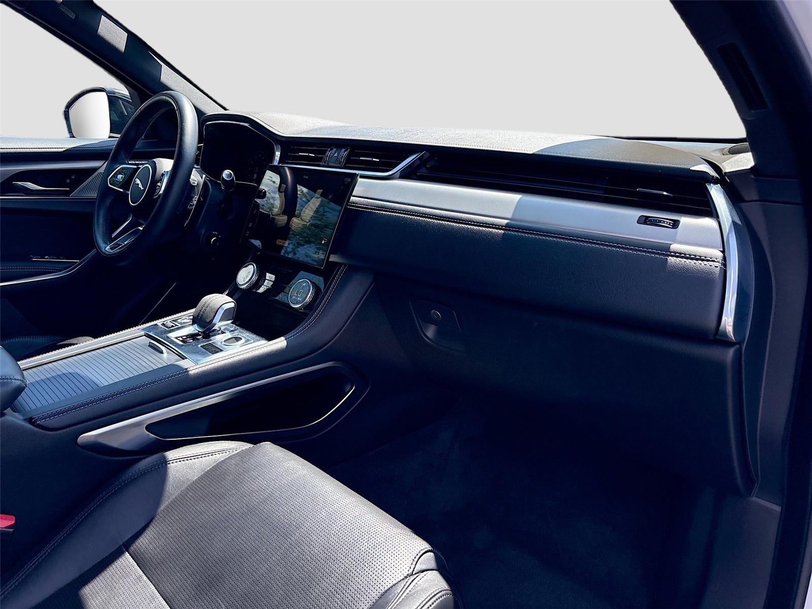 2024 Jaguar F-PACE R-Dynamic S