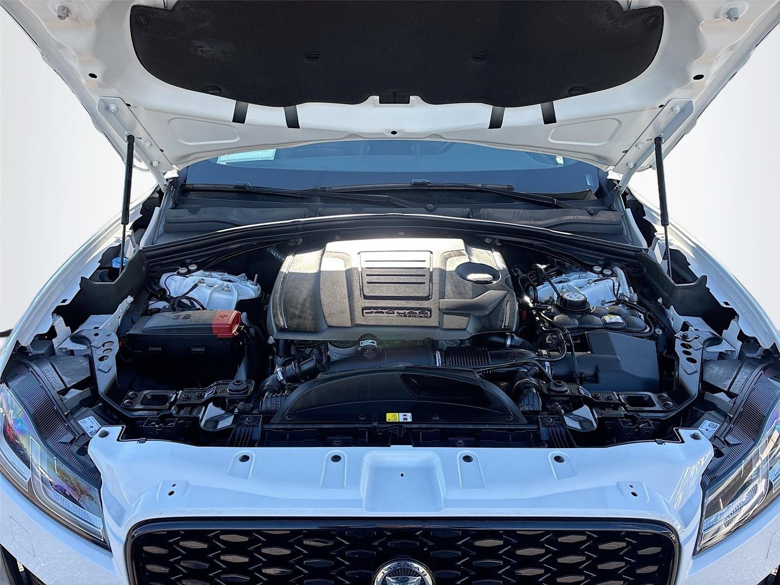 2024 Jaguar F-PACE R-Dynamic S