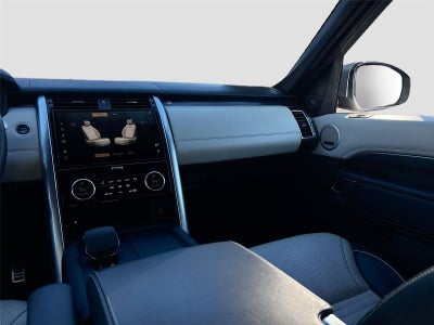 2024 Land Rover Discovery Metropolitan Edition