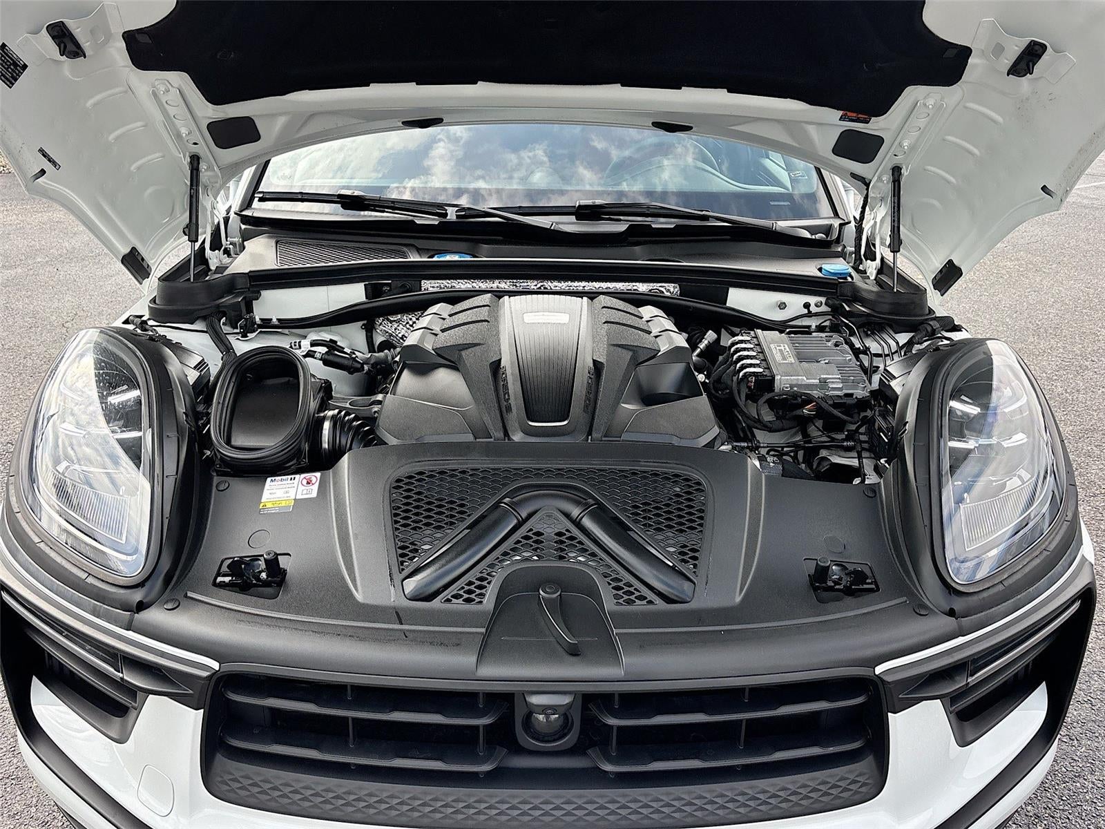 2023 Porsche Macan S