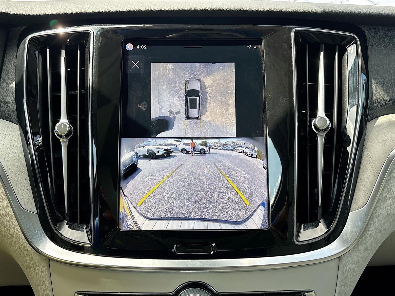 2025 Volvo V60 Cross Country Plus