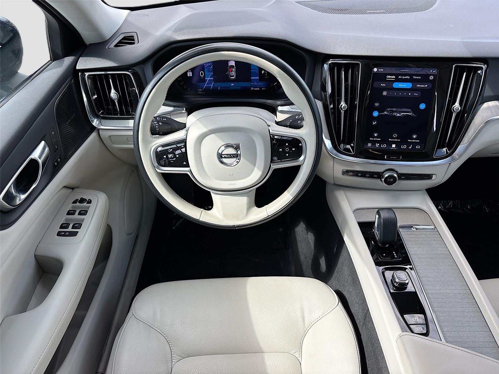 2025 Volvo V60 Cross Country Plus