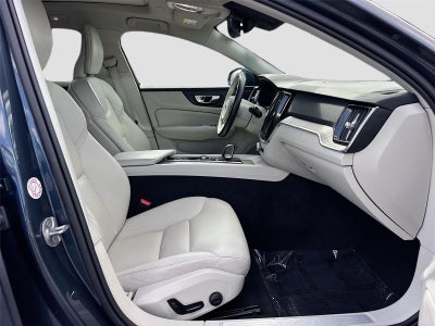 2025 Volvo V60 Cross Country Plus