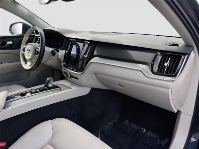 2025 Volvo V60 Cross Country Plus