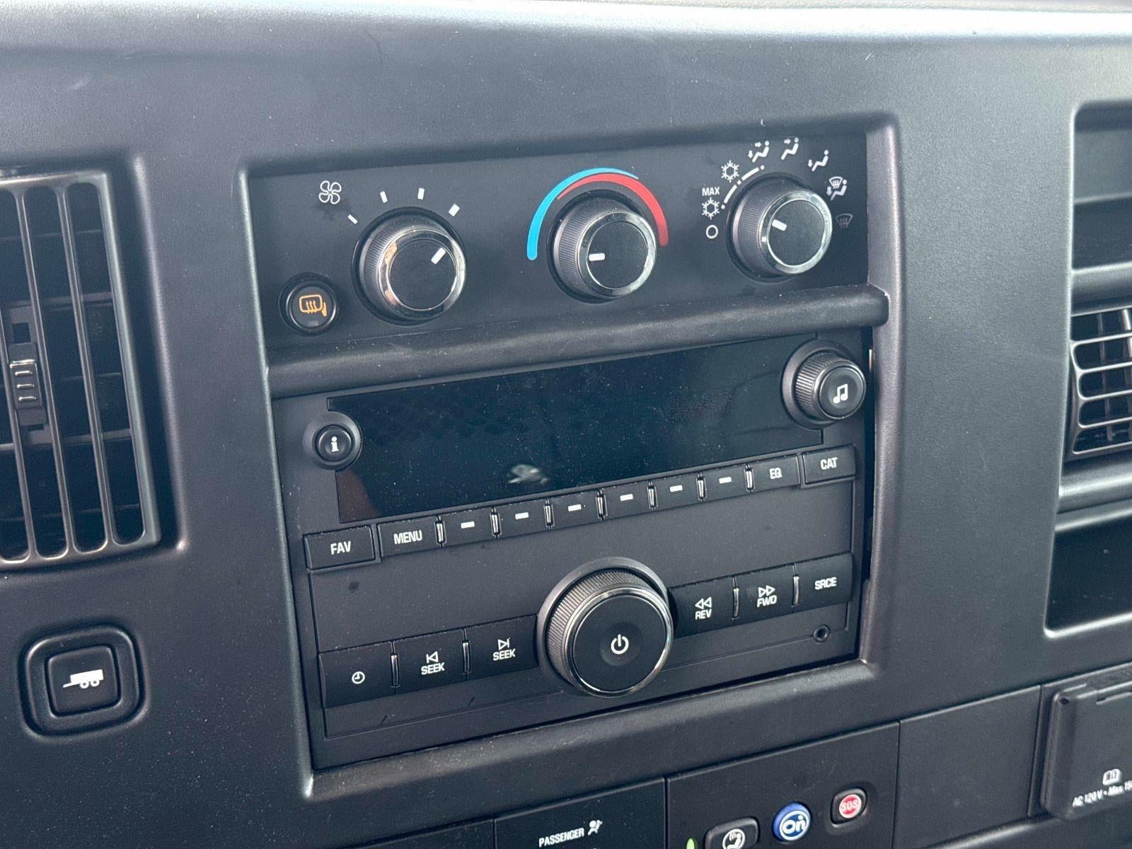 2022 Chevrolet Express Cargo Van RWD 2500 135"