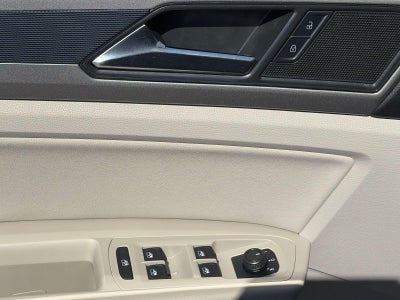 2021 Volkswagen Atlas 3.6L V6 SE w/Technology R-Line